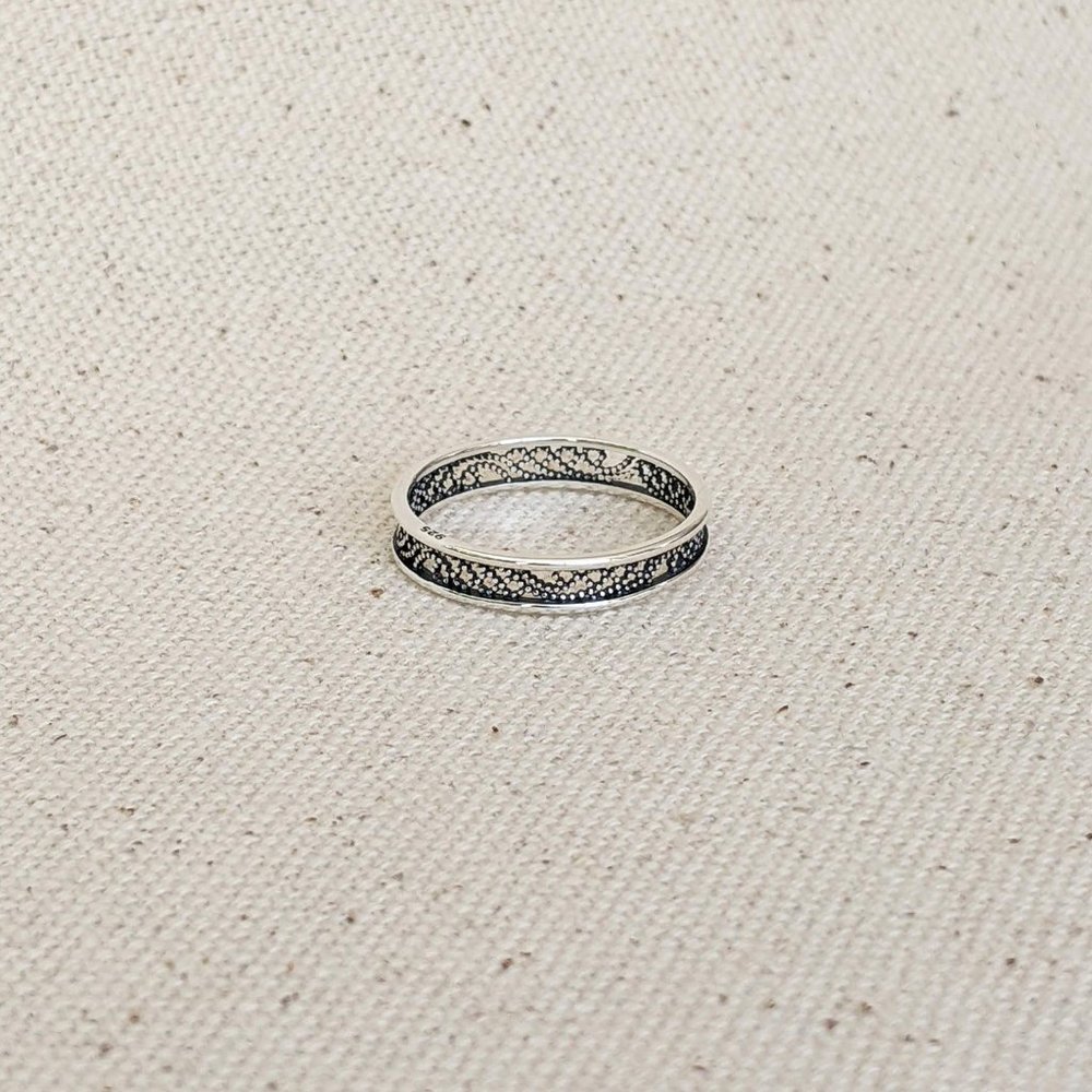 Sterling silver filigree ring